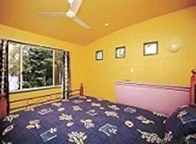 Lake Tinaroo Terraces Motel Oda fotoğraf